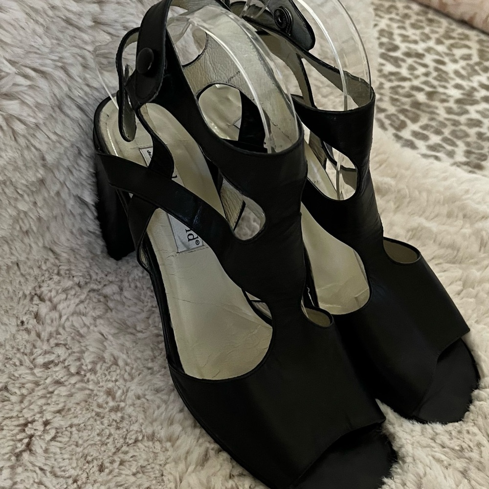 Charles David Black Cutout Heels